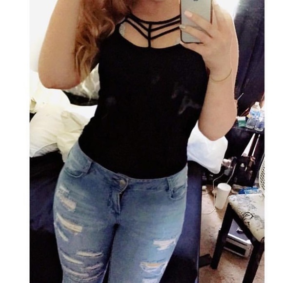 Cut out Tank top - Picture 1 of 2